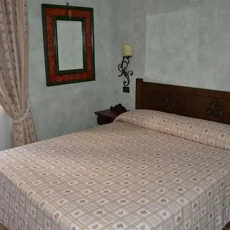 Отель La Piazzetta